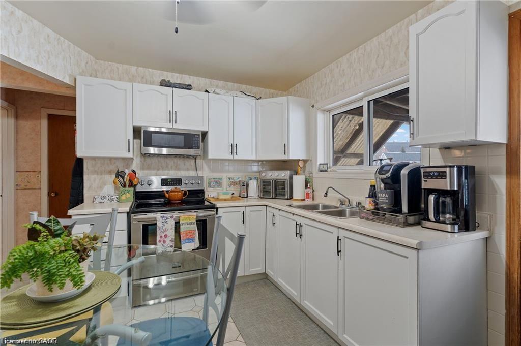 2 Mill Street E Property Photo 30