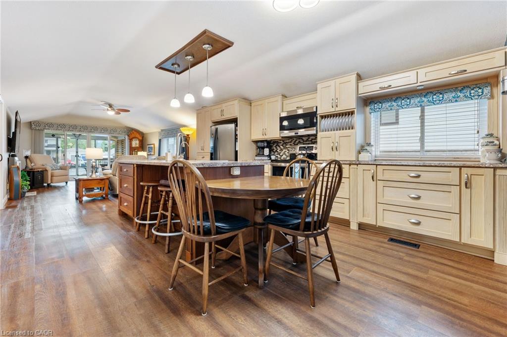 13 Rogers Avenue Property Photo 11