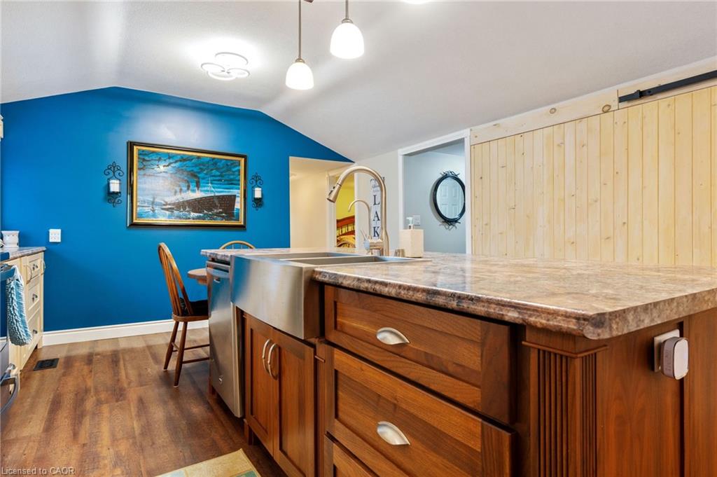 13 Rogers Avenue Property Photo 12