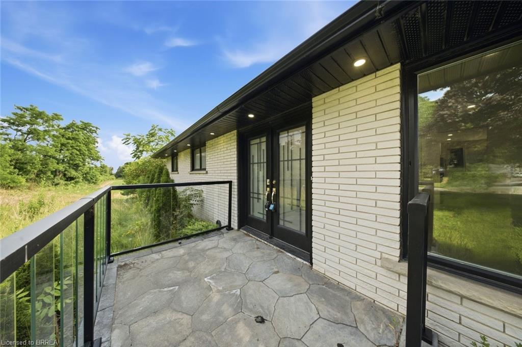 360 Bishopsgate Road Property Photo 3