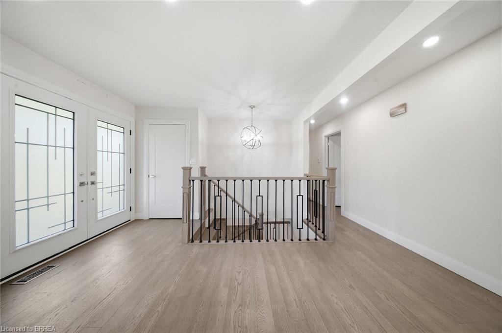 360 Bishopsgate Road Property Photo 5