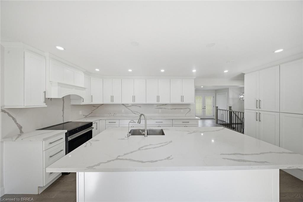 360 Bishopsgate Road Property Photo 11