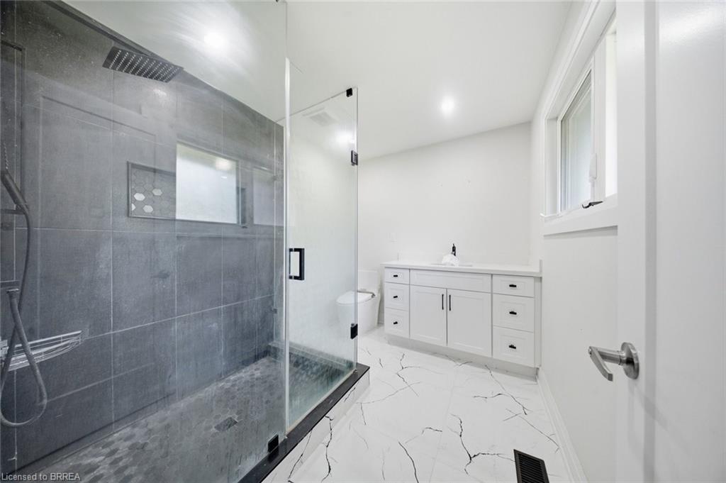 360 Bishopsgate Road Property Photo 18