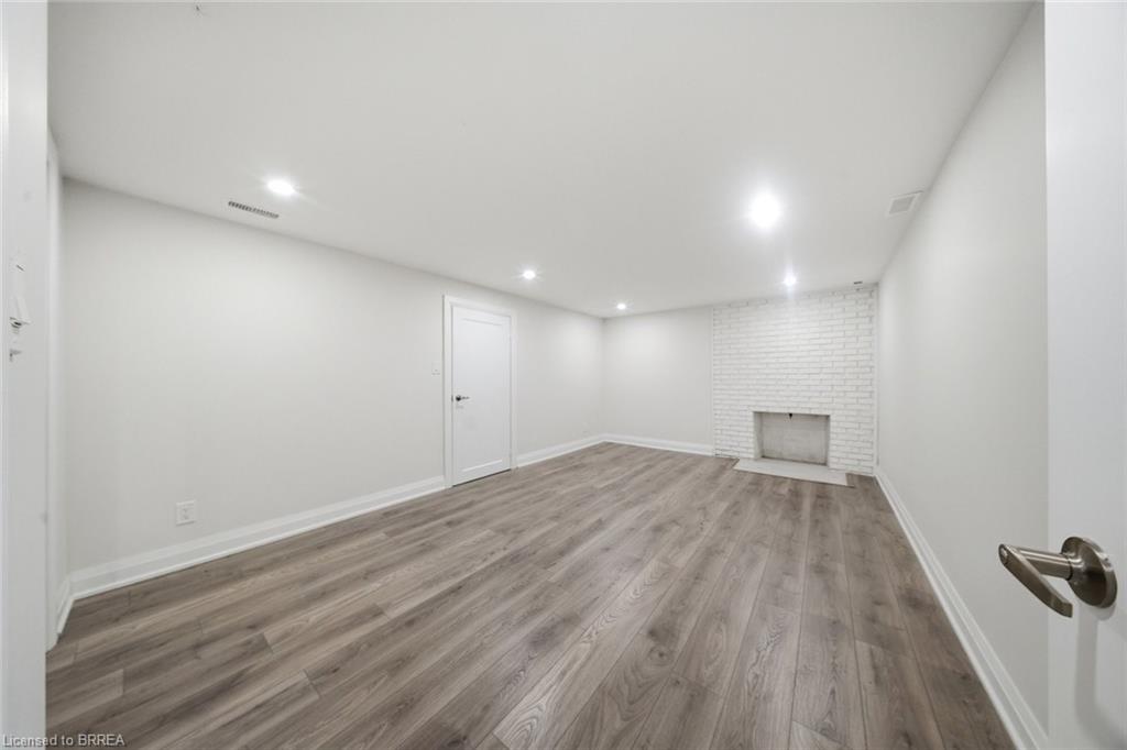 360 Bishopsgate Road Property Photo 26