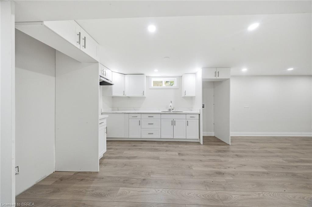 360 Bishopsgate Road Property Photo 30