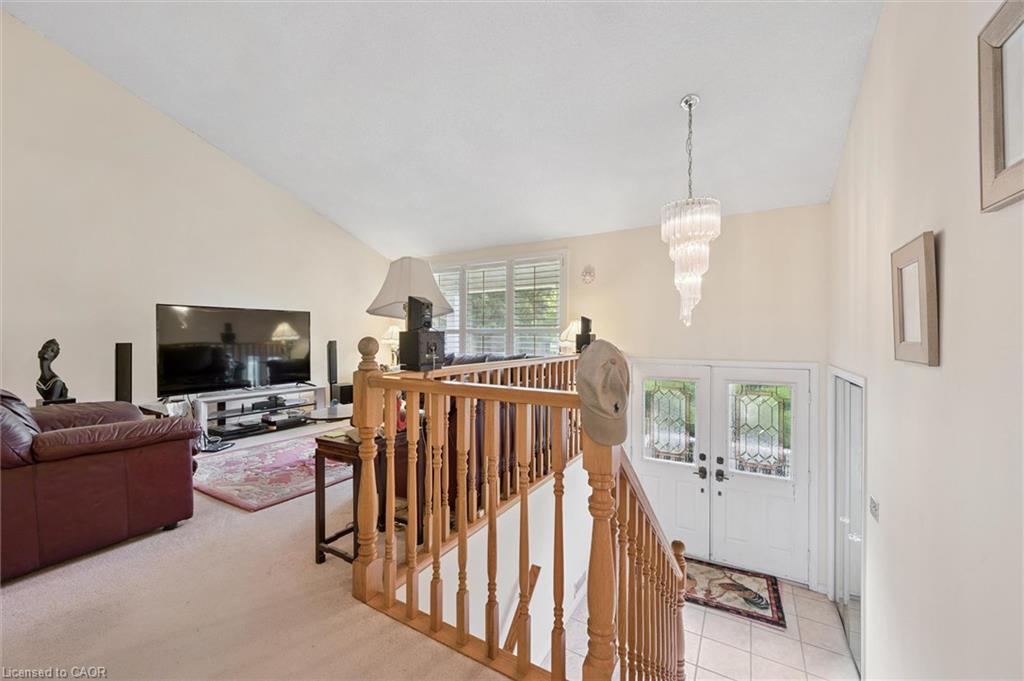 176 Sandford Fleming Drive Property Photo 3