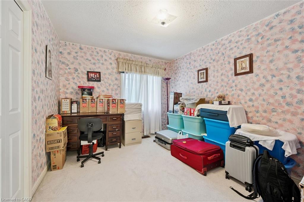 176 Sandford Fleming Drive Property Photo 12