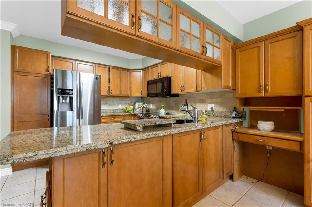 16-175 Victoria Street Property Photo 5