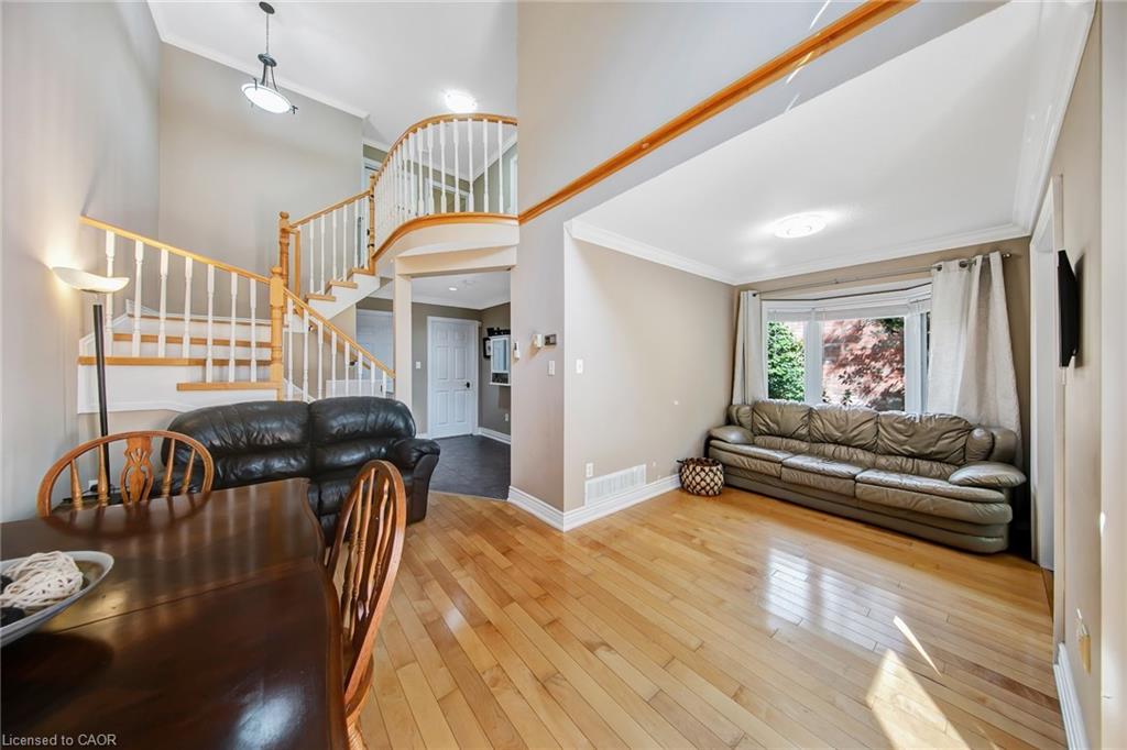 1305 Walker's Line Property Photo 9