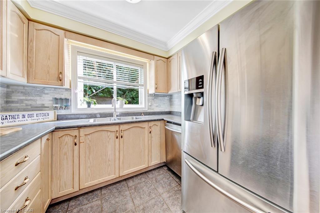 1305 Walker's Line Property Photo 12