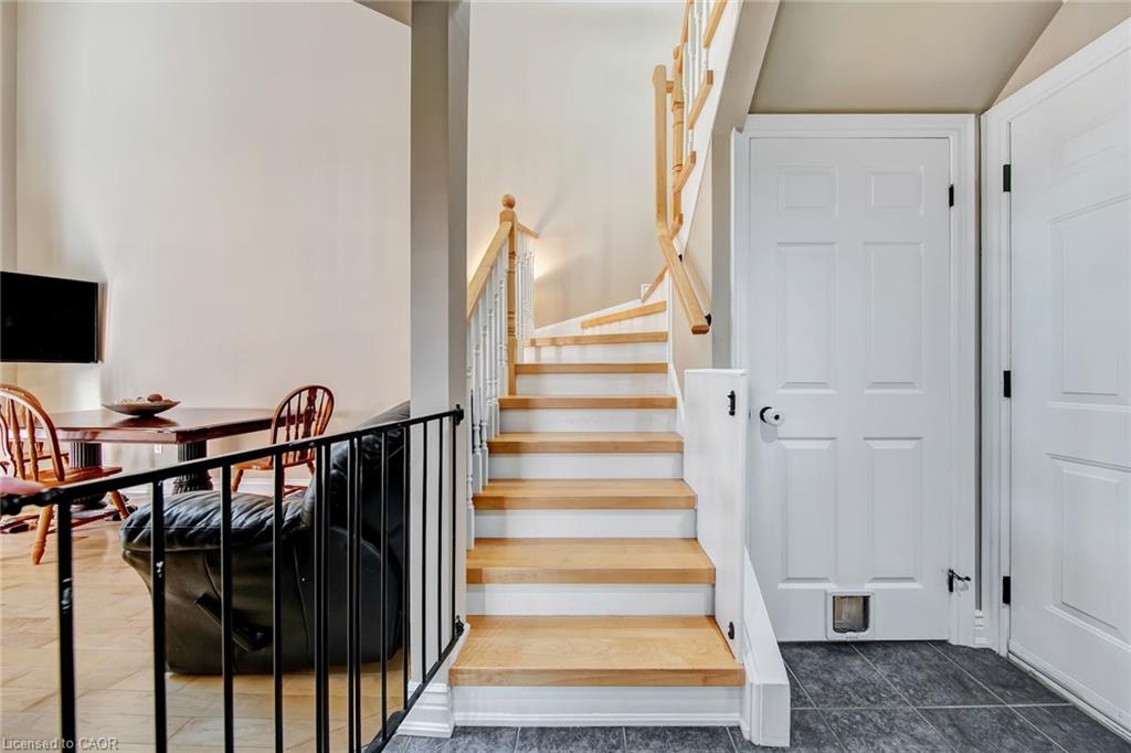1305 Walker's Line Property Photo 16