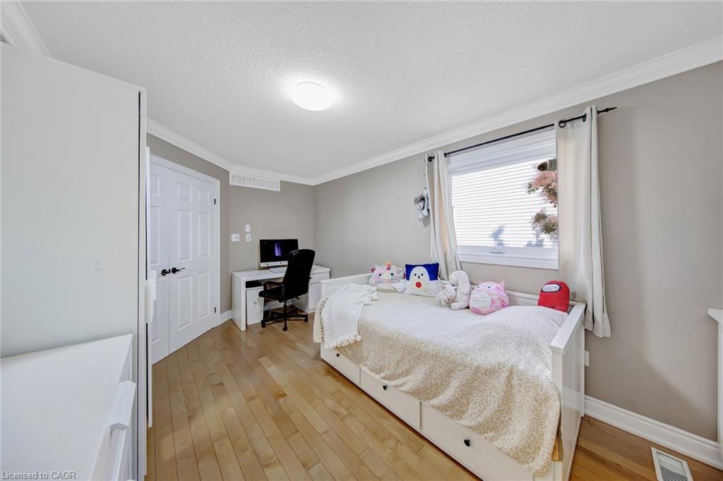 1305 Walker's Line Property Photo 18