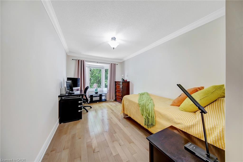 1305 Walker's Line Property Photo 21