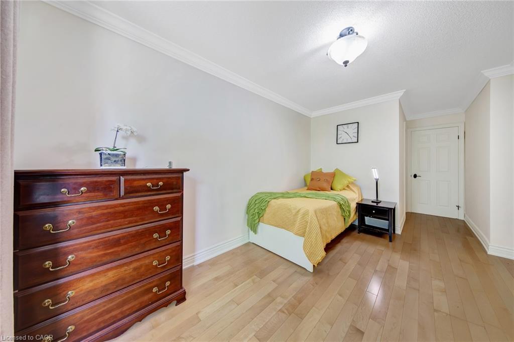1305 Walker's Line Property Photo 22