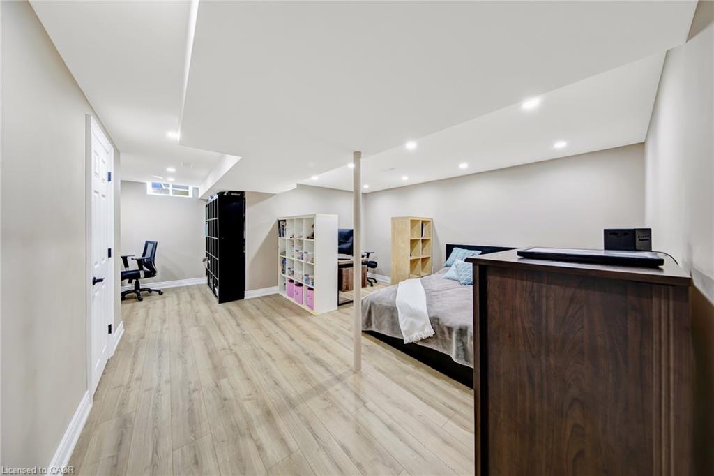 1305 Walker's Line Property Photo 25