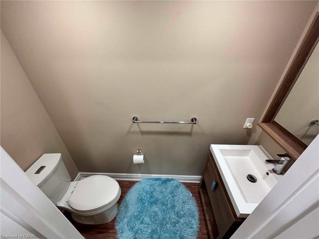 1305 Walker's Line Property Photo 30