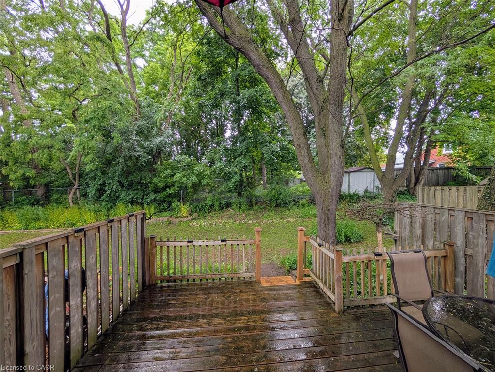7-121 Morgan Avenue Property Photo 28