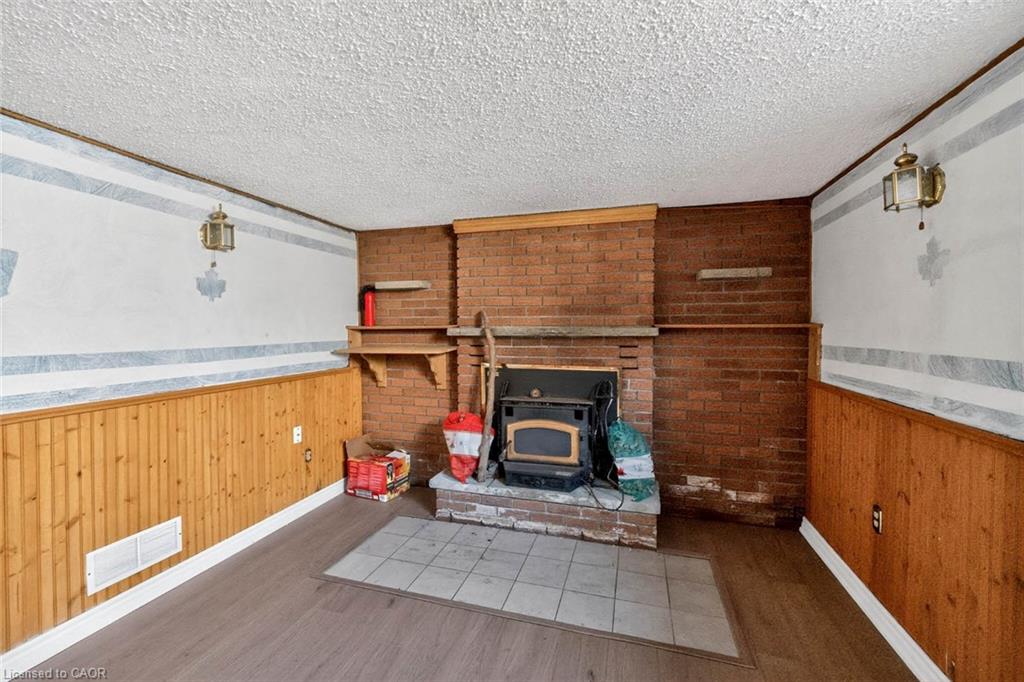 340 Fairlawn Street Property Photo 33