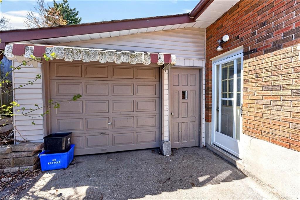 340 Fairlawn Street Property Photo 43