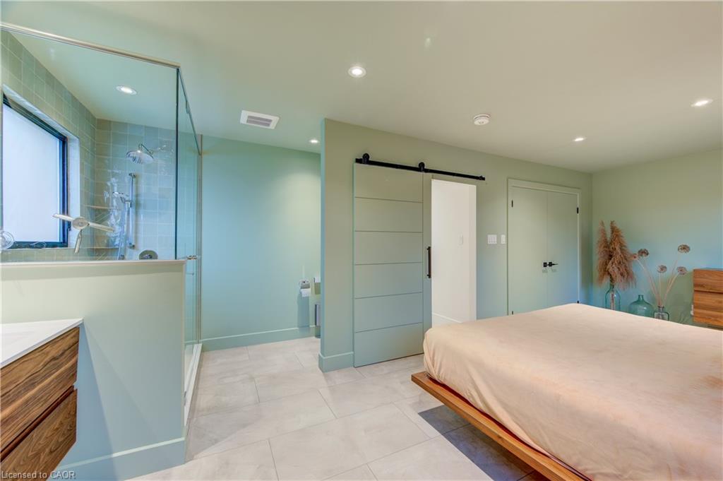 112 Mitchell Street Property Photo 21