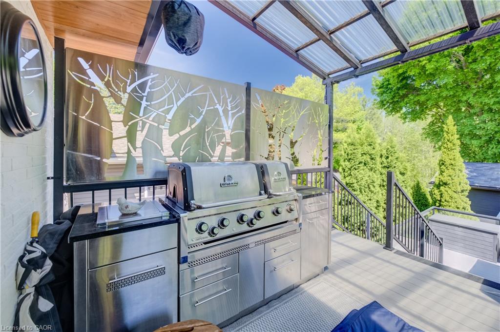 112 Mitchell Street Property Photo 32