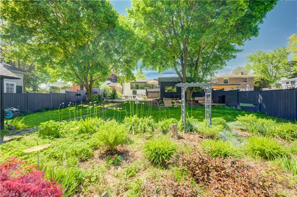 112 Mitchell Street Property Photo 44