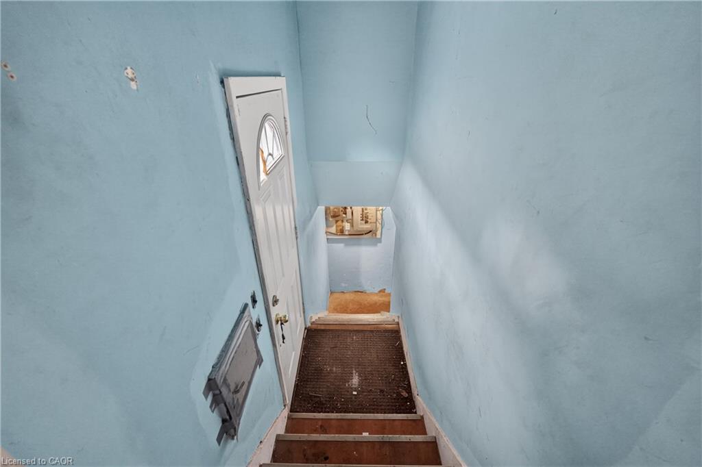689 Burgess Avenue Property Photo 11