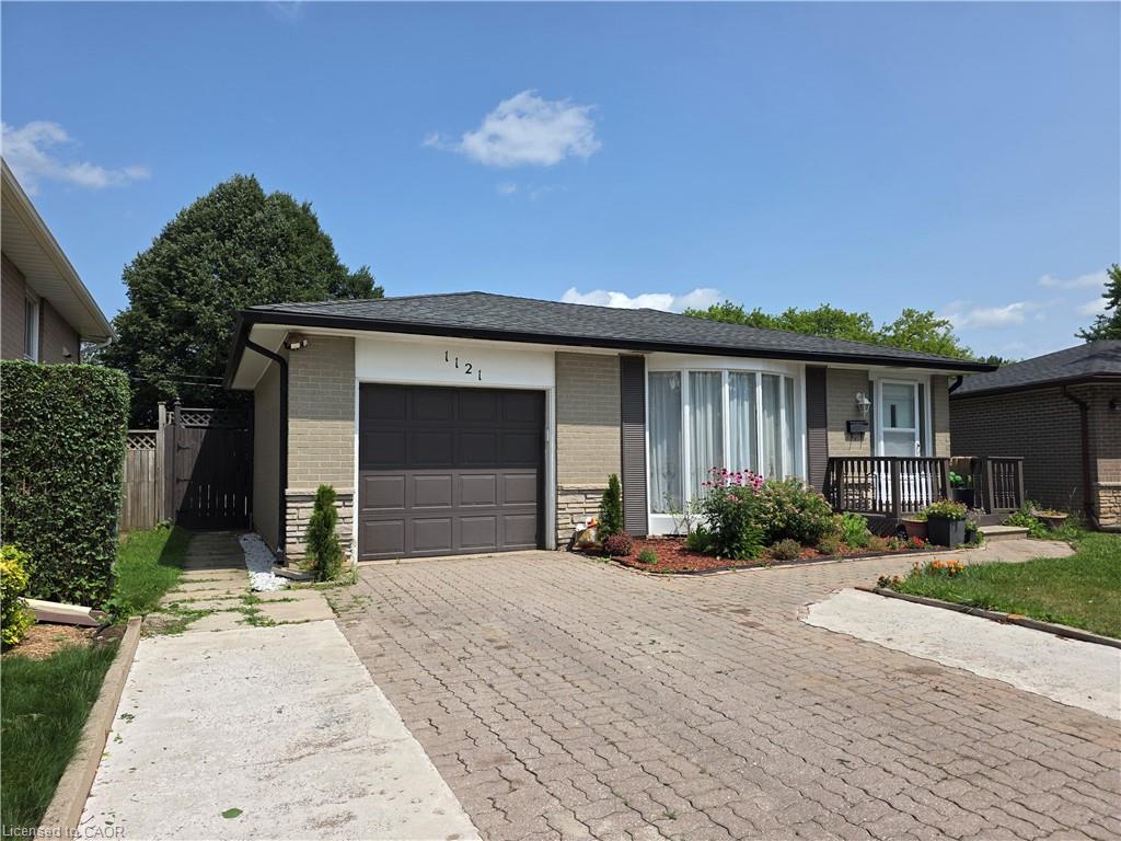 1121 Valentine Drive Property Photo 3