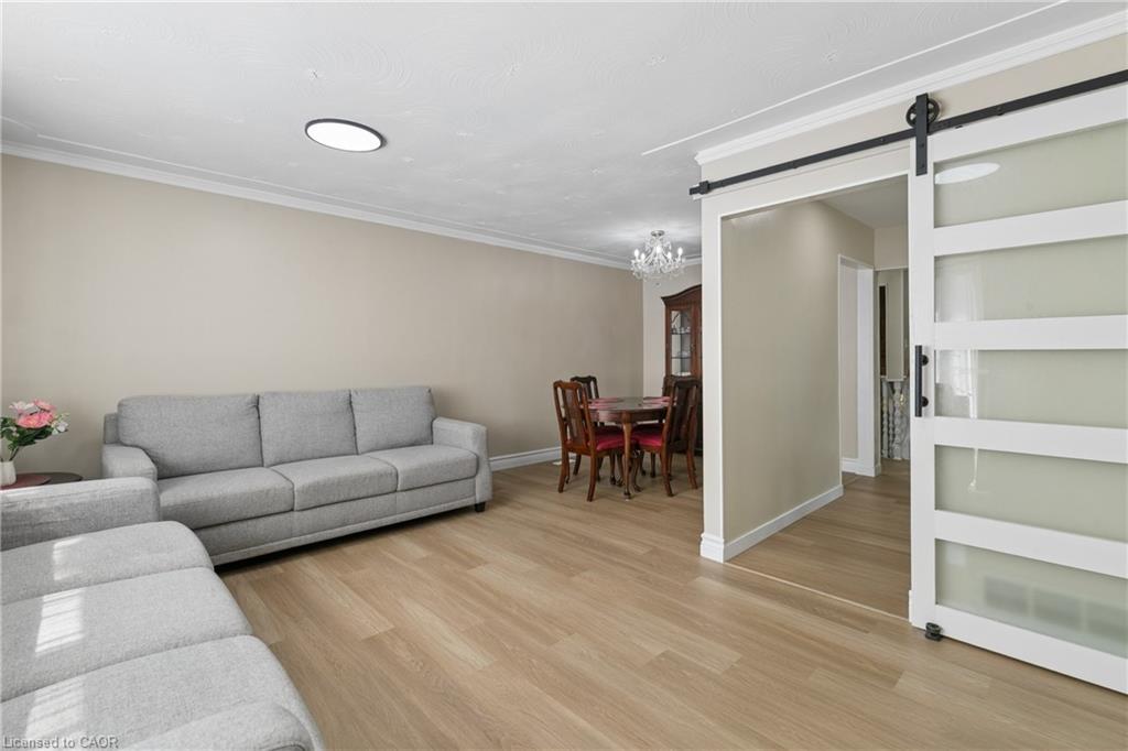 1121 Valentine Drive Property Photo 9
