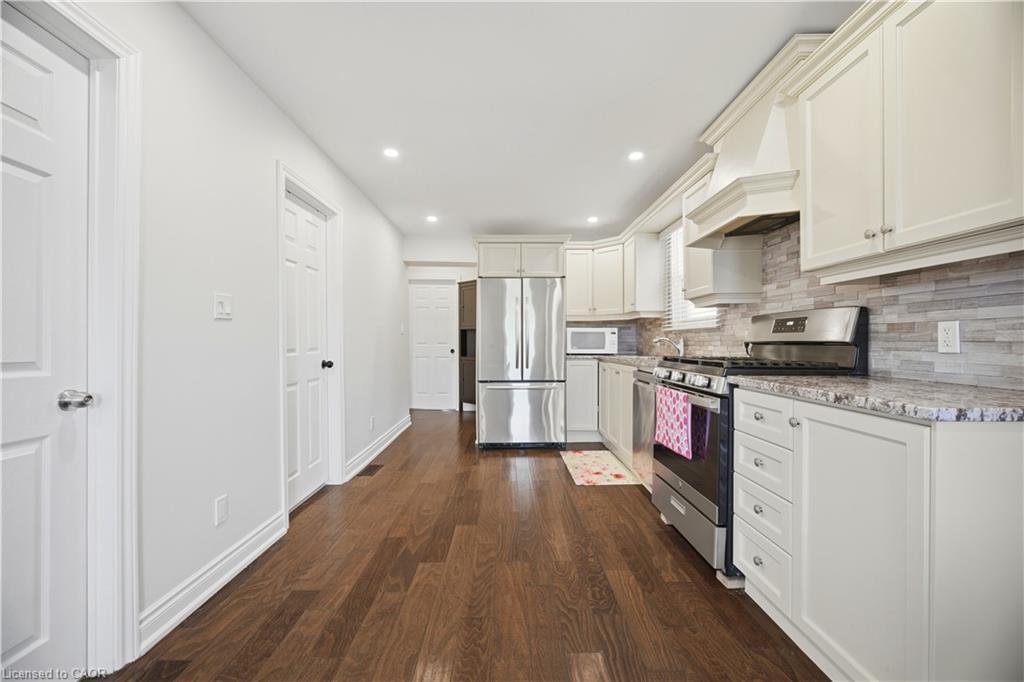 71 Beland Avenue N Property Photo 11