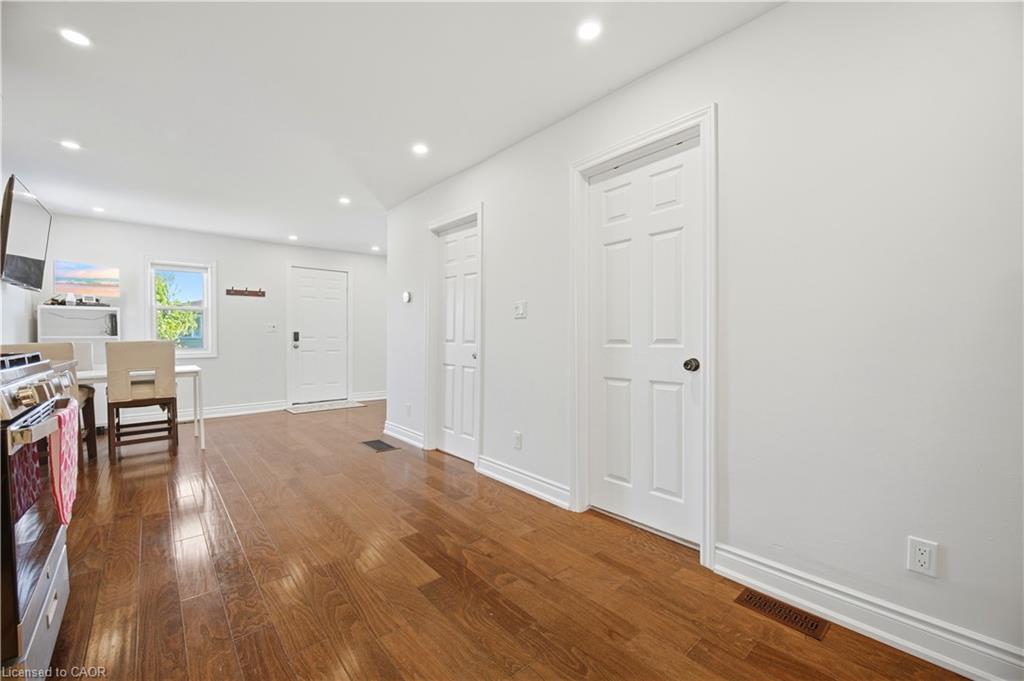 71 Beland Avenue N Property Photo 13
