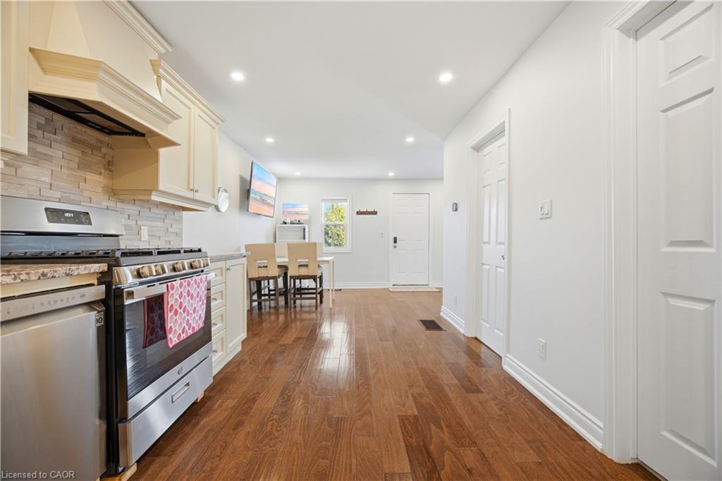 71 Beland Avenue N Property Photo 15