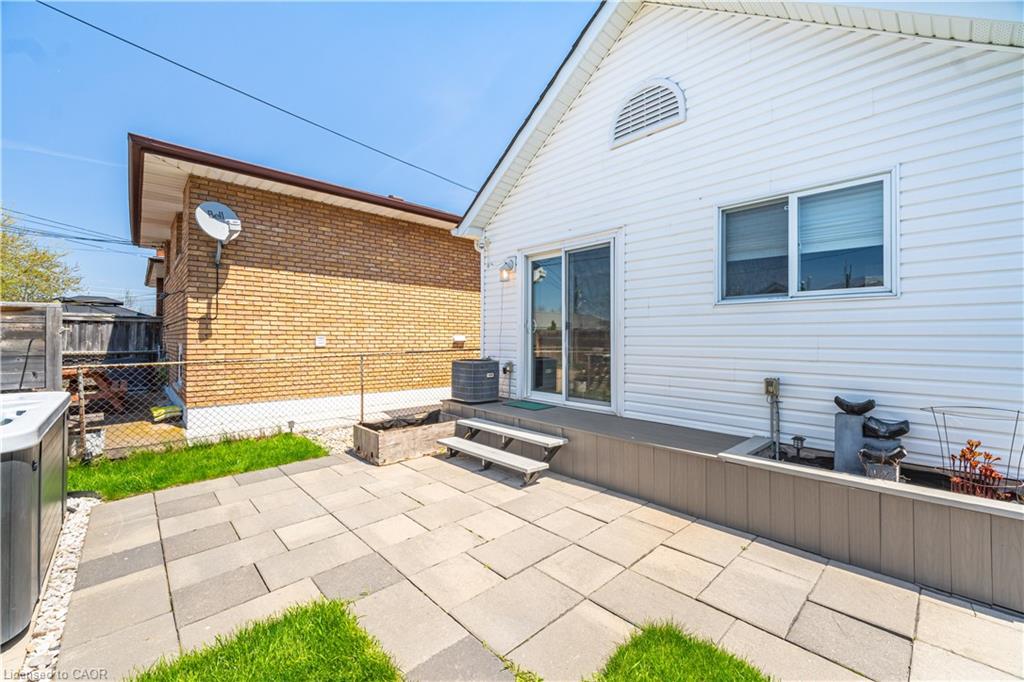 71 Beland Avenue N Property Photo 34