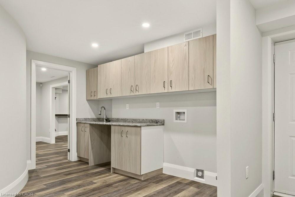 3 Lovers Lane Property Photo 37