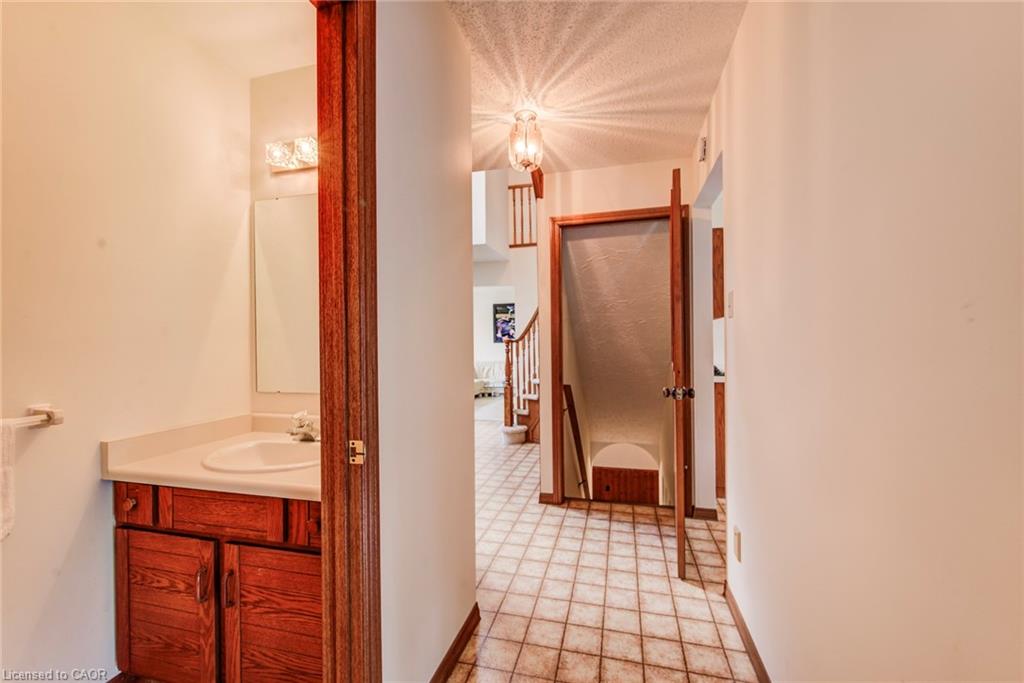 323 Auburn Drive Property Photo 35