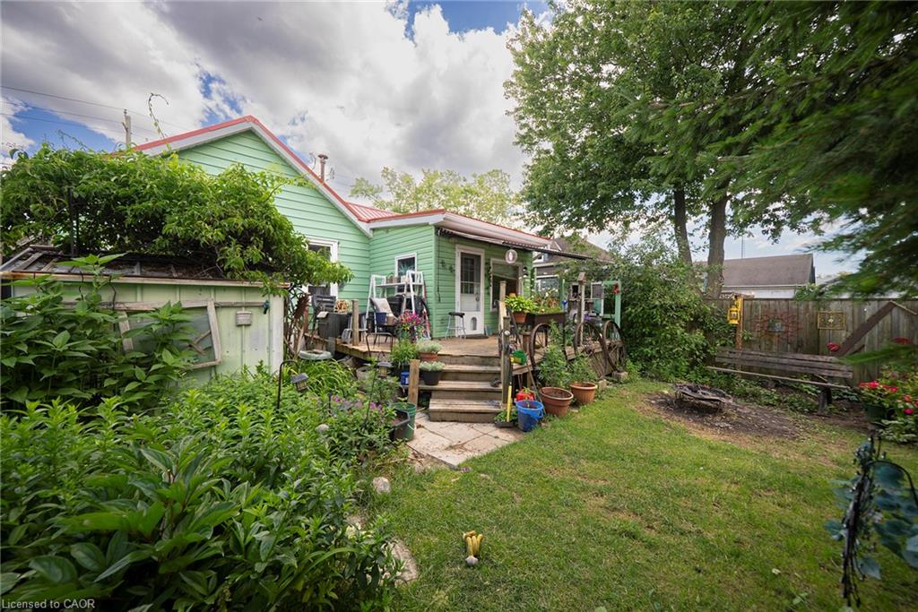 1045 Bay Street Property Photo 26