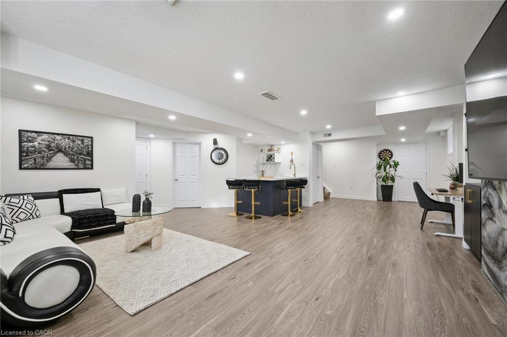 736 Wood Lily Street Property Photo 34