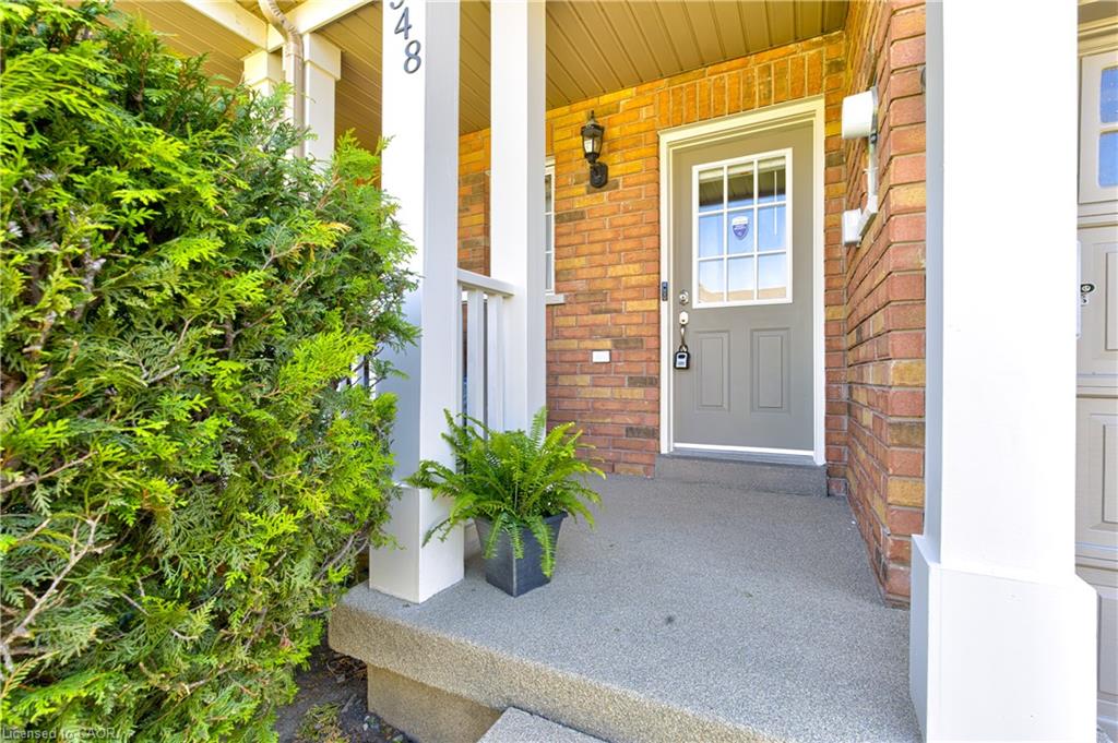 5548 Linwell Place Property Photo 2