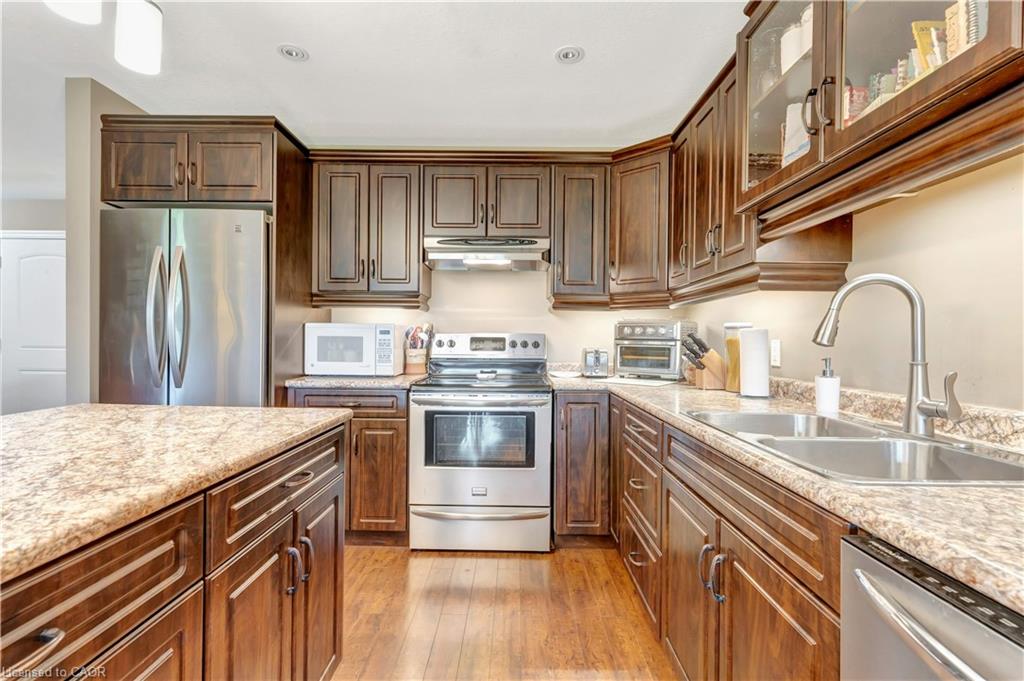25 Clayton Street Property Photo 7
