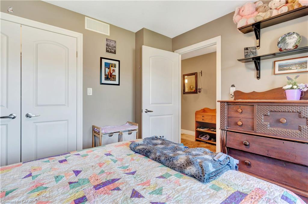 25 Clayton Street Property Photo 14