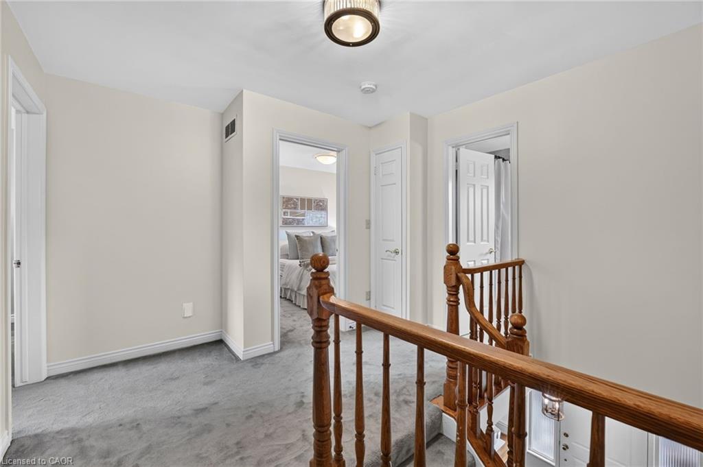 207 Longfield Crescent Property Photo 31