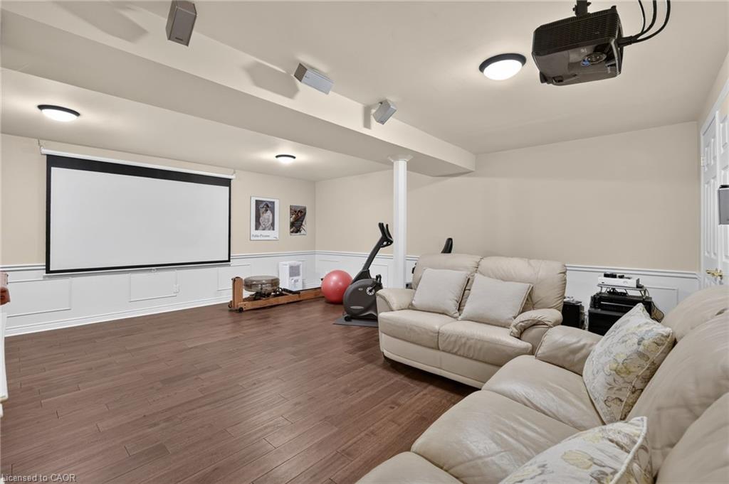 207 Longfield Crescent Property Photo 39