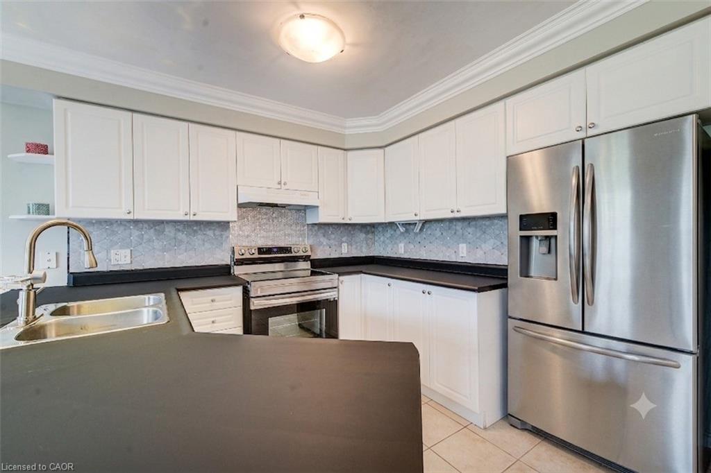 182 Kerwood Drive Property Photo 10