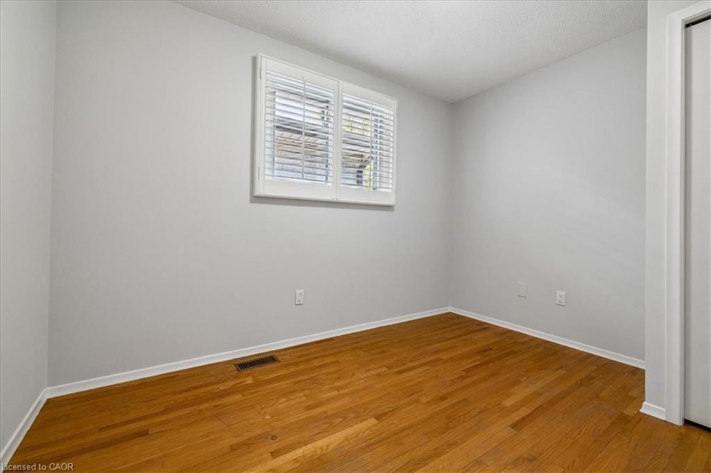 233 East 8th Street Property Photo 27