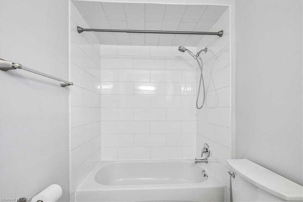 233 East 8th Street Property Photo 31
