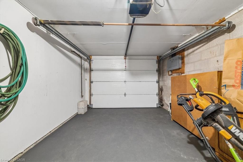 233 East 8th Street Property Photo 40