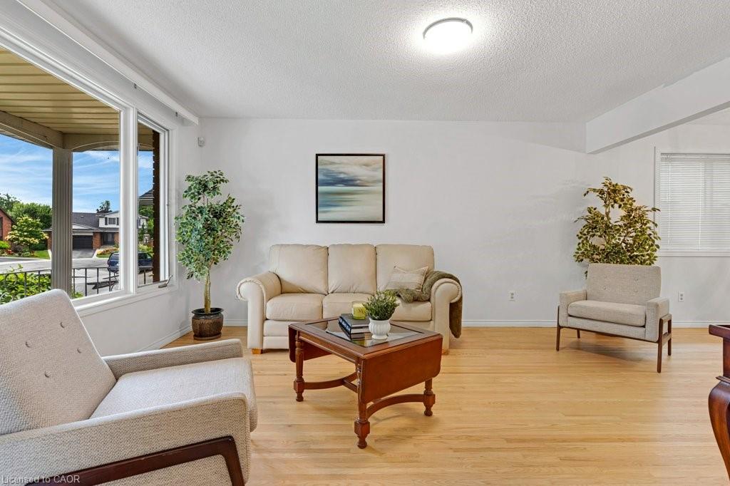 31 Pinewarbler Drive Property Photo 9