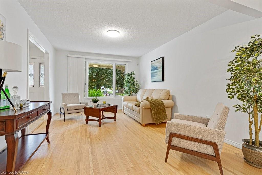 31 Pinewarbler Drive Property Photo 10