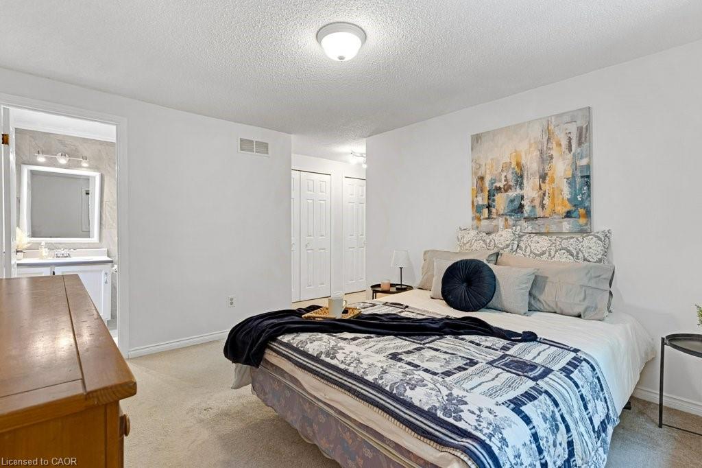 31 Pinewarbler Drive Property Photo 15