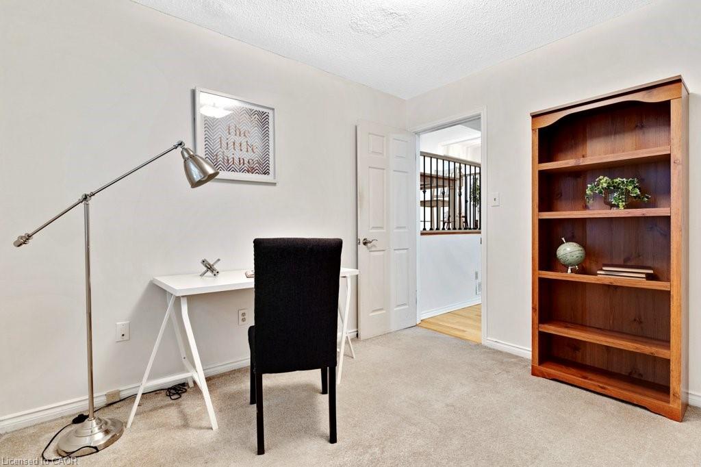 31 Pinewarbler Drive Property Photo 23